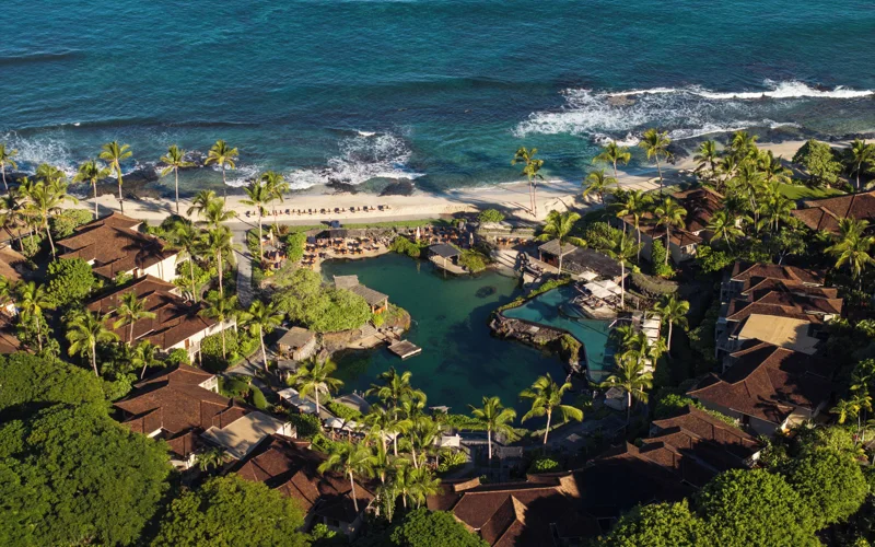 Four Seasons Resort Hualalai oceanfront grounds